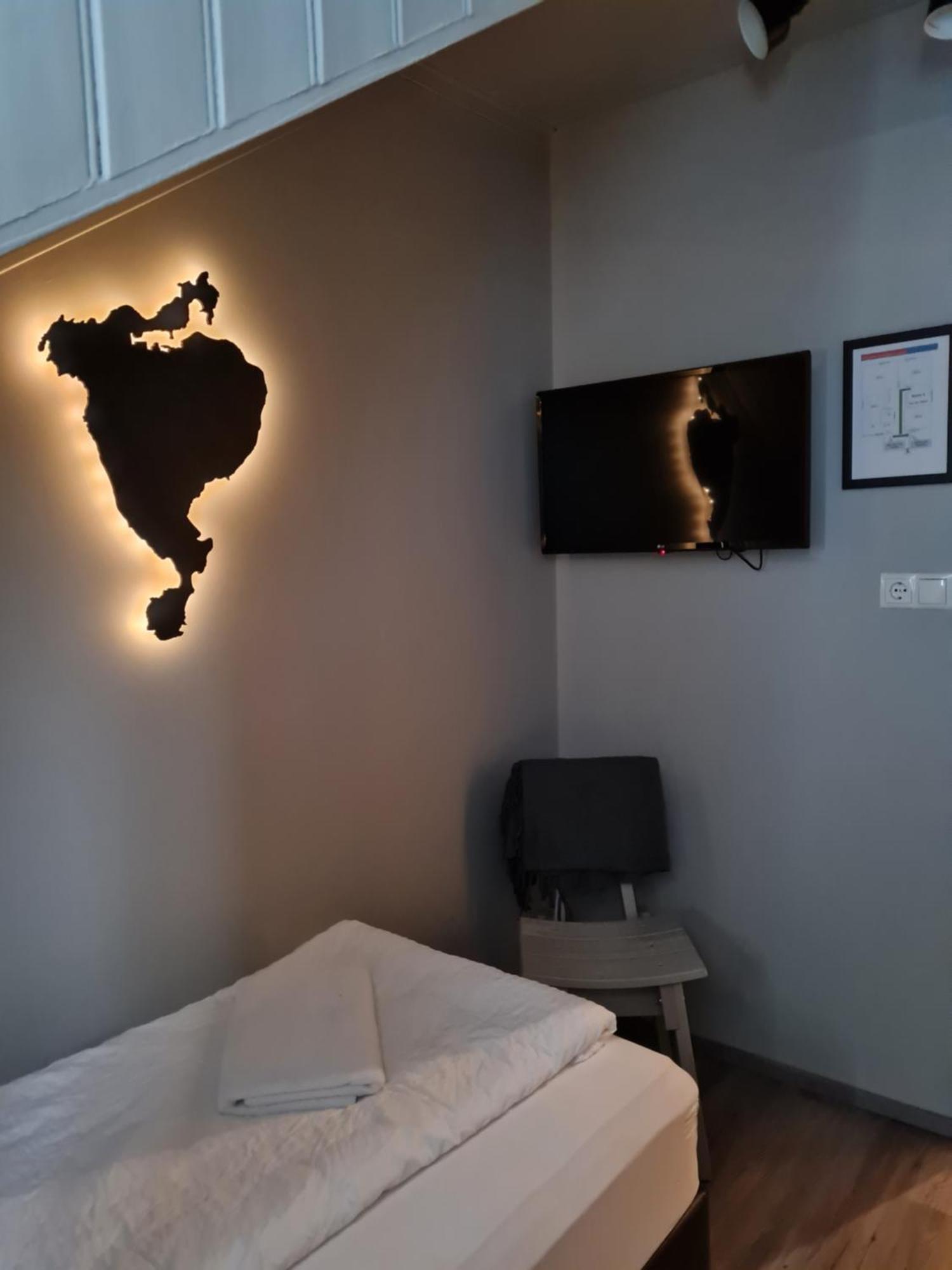 Lava Guesthouse فيستمانايار المظهر الخارجي الصورة